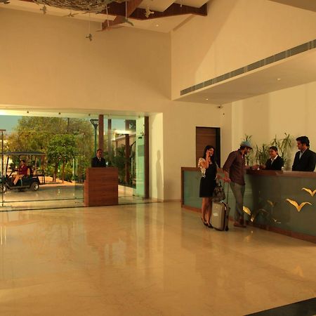 Palm Green Club Resort Jetalpur Kültér fotó