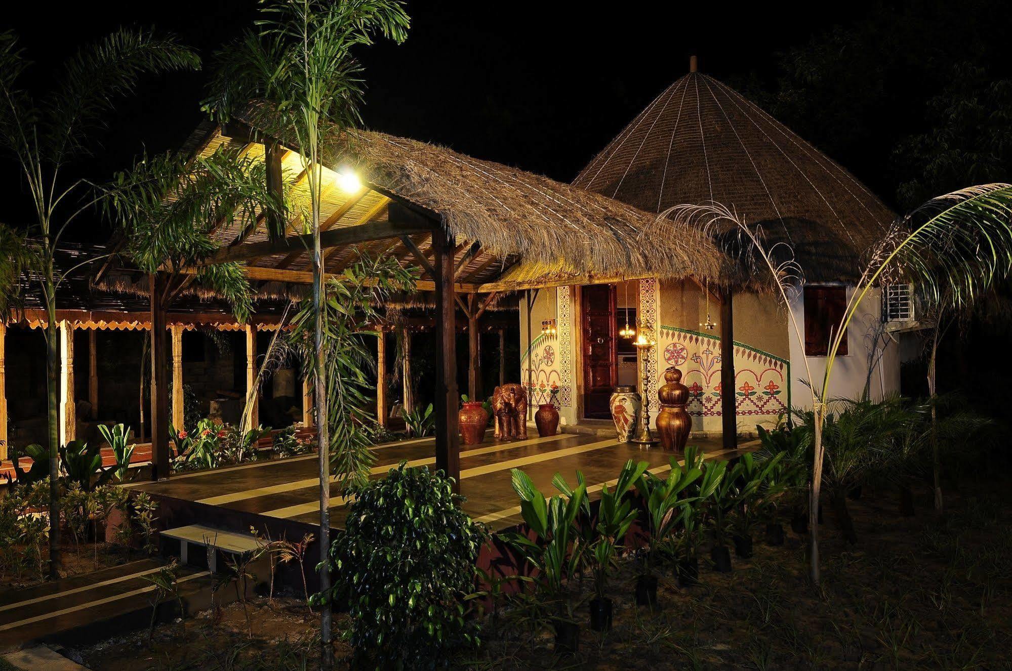 Palm Green Club Resort Jetalpur Kültér fotó