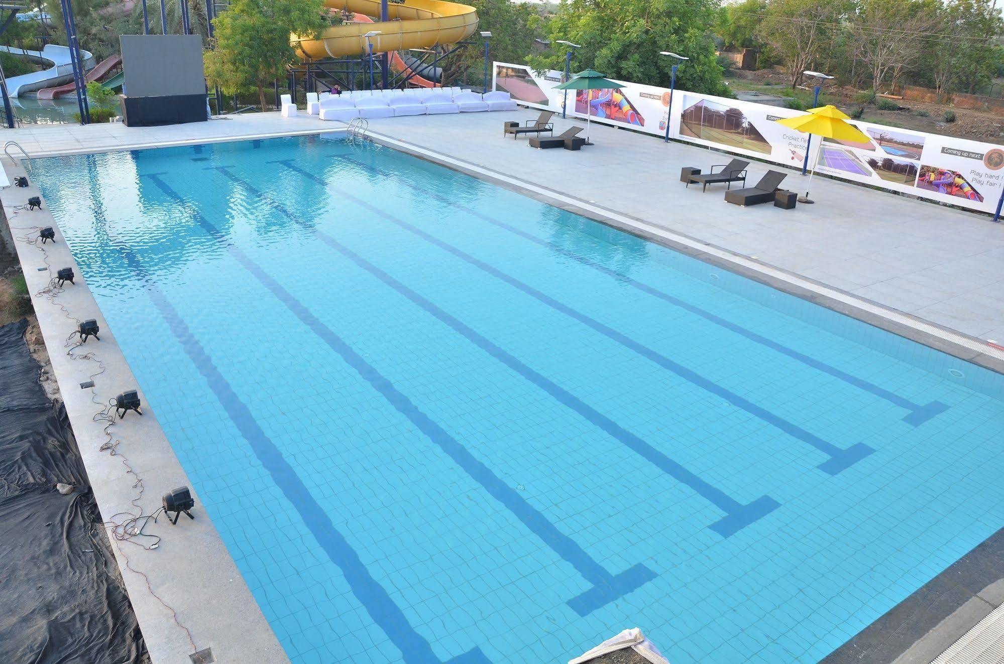 Palm Green Club Resort Jetalpur Kültér fotó